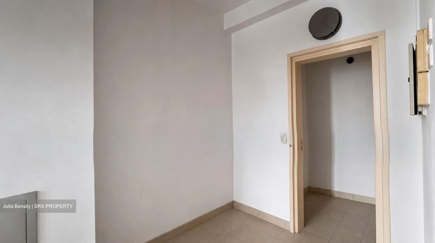 Lilydale (D27), Condominium #573393511